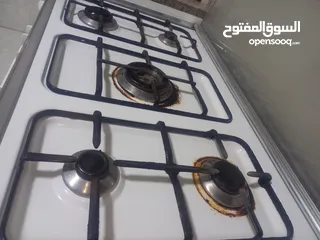  3 فرن غاز تكنو بحاله جيده شغال تماما