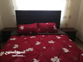  22 يوجد لدينا شقق   مفروشة للايجار يومي أسبوع شهري  مساحات الشقق من 130 لا 300 متر موقعنا: عبدون فقط