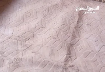  1 موكيت لون بيج