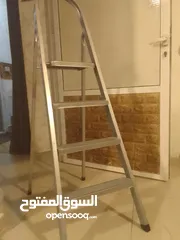  2 سلم منزلي شبه جديد للبيع
