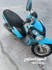  4 للبيع سكوتر  سوزكي جلاتو تايلندية