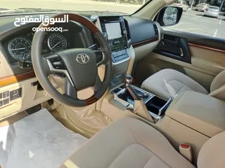  8 TOYOTA LAND CRUISER GXR