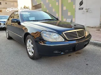  1 Mercedes benz  S500.  1999