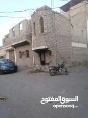  3 عمارة مسلح هردي للبيع في ارقي احياء مدينة الحديدة
