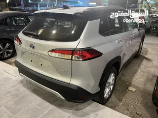  3 Toyota Corolla cross 2023