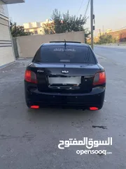  8 كيا برايد فتحة سقف بنزين 1600اوتماتيك