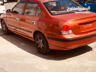  8 للبيع (مركبة ملغية) إلنترا موديل 2005 وسنة الصنع 2004