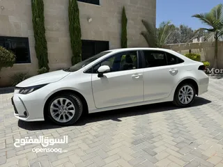  15 تويوتا كارولا ترخيص 2022 محرك 1800 هايبرد