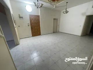  4 شقة للإيجار