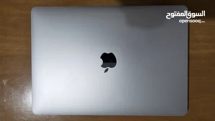  1 Apple MacBook Air A2337, M1 Chip, Ram 16 GB, 512GB SSD, Integrated, 13.3