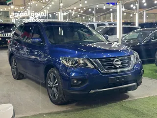  3 نيسان باثفايندر SV 4WD موديل 2020 رقم واحد خليجي