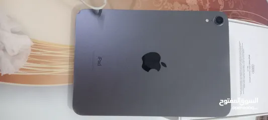 2 ايباد مني 6 نضيف بحاله جيده