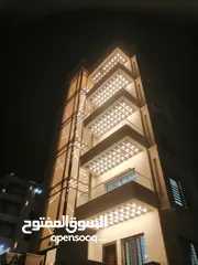  8 شقه فاخر جدا في اجمل مناطق الجبيهة حي المنصور المطل والرائع تشطيبات فندقية