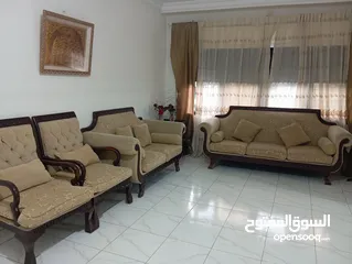  1 غرفة جلوس فخمة بسعر مغري خشب 7مقاعد