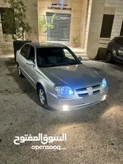 1 Hyundai verna 2004/3