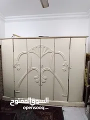  1 خزانه مستعمله تصلح للتخزين الاغراض للمنزل بحاله جيده عامل لها صيانه  25دينار
