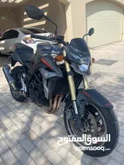  3 SUZUKI GSX 750