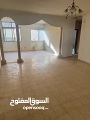  1 شقة للإيجار في ضاحية الحاج حسن