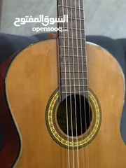  5 جيتار ايطالي eko c-956 model number مستعمل مع اوتار جديدة CG01 و handcrafted