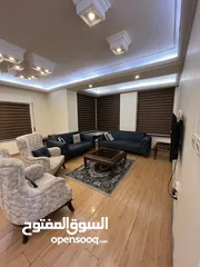  1 شقة مفروشة ثلاث غرف نوم للعائلات