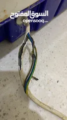  14 فني كهربائي