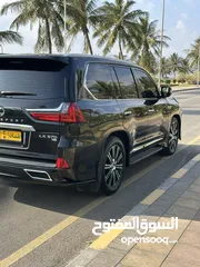  8 للبيع لكسز LX570 اسود ملكي موديل 2018 خليجي صبغ الوكالة