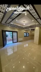  23 شقة للبيع  مساحة 180 متر مع حديقة 80 متر في حي المنصور الجبيهه