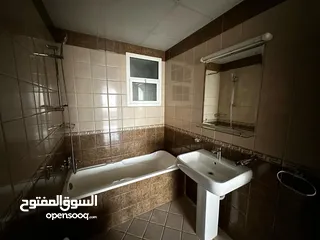  6 (محمد سعد) اكبر مساحه غرفتين وصاله بالقاسميه مع 3 حمام وبلكون بناء جديد