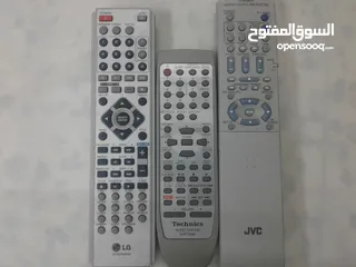  23 يتوفر اجهزة تحكم  اصلية للشاشات والاجهزة الصوتية والمسجلات المختلفة
