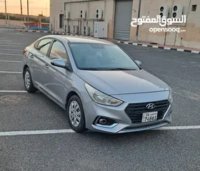  2 Hyundai Accent - 2019 Silver