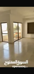  8 شقه للبيع قريبه من سيتي ومكه مول موقع ممتاز وسعر رائع