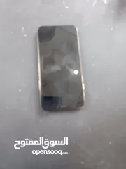  1 ايفون للبيع