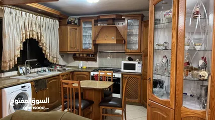  7 (للطالبات)شقة مفروشة ارضية في حنينا مادبا3نوم Furnished Flat for rent in Madaba