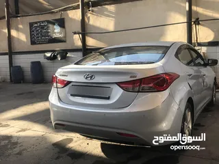  3 هيونداي افانتي MD 2014 للبيع