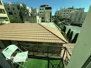  11 شقه مفروشه للايجار