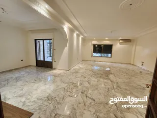  24 شقة فارغة للبيع في عبدون - ref : 14554