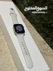  1 Apple watch series 8