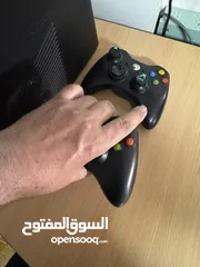  10 مستعمل بحالة جيدة جداً مع CD لأ توجد فيه اي مشاكل سبب البيع شراء منتج جديد مع أيادي X BOX 360 Kinect