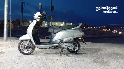  14 سكوتر اكسس للبيع