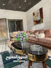  28 فرصتك الذهبية لاستئجار فيلا فاخرة بمواصفات راقية