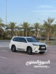  5 لكزس الدفع الرباعي LX570 2018