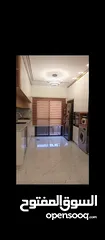  4 شقه للبيع في طولكرم مساحه 138متر ثلاث غرف وحمامين وصاله ومطبخ وبرندتين