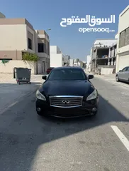  2 INFINITI M37 2012