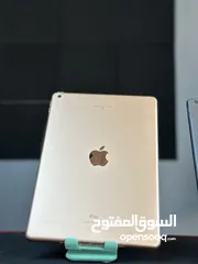  4 iPad 8th generation- 32gb ايباد ابل الجيل الثامن وكالة - 32 جيجا