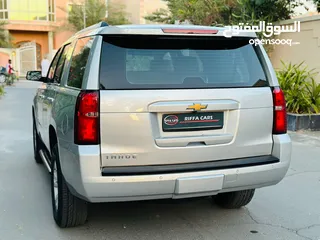  7 zero accident GMC Tahoe youkon well maintained excellent condition call or WhatsApp