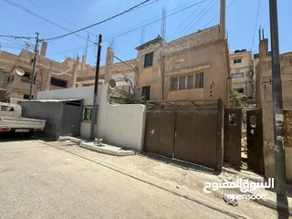  10 بيت مستقل للبيع