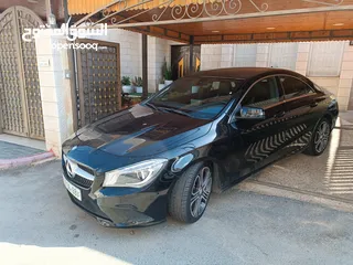  1 Mercedes CLA 200