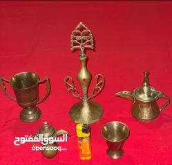  23 (تخفيض السعر) 102 قطعة من نوادر ونواعم النحاسيات و 10 مداليات نحاس. التفاصيل داخل الوصف.