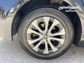 7 تويوتا كورولا 2020 هايبرد لون اسود حره باسم المستورد