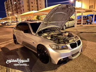  6 للبيع BMW 335iA 2010